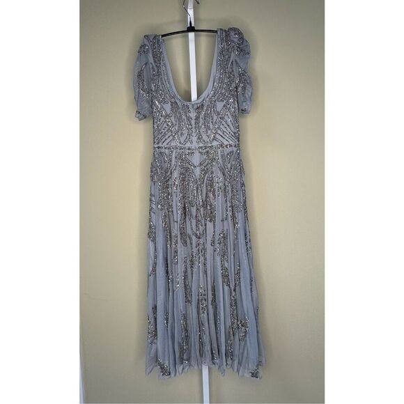 Mac Duggal NWT Short Sleeve Beaded A-Line Tea Length Dress in Silver Size 6 - Picture 5 of 8